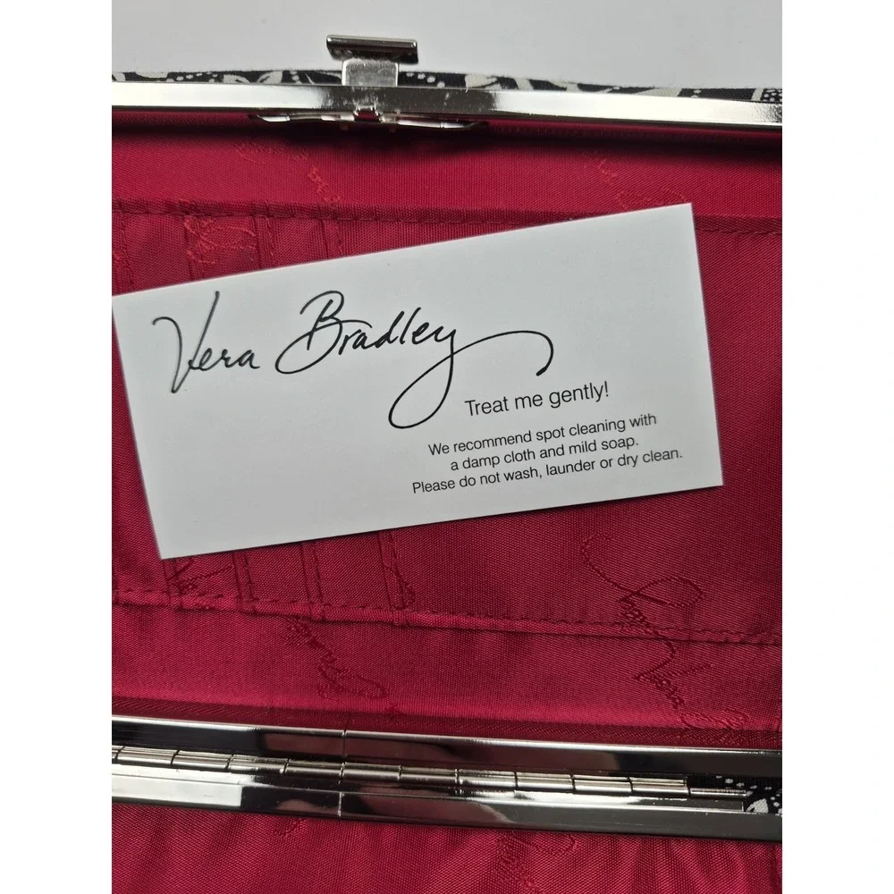 Vera Bradley Opera Wallet Retired Barcelona Floral Quilted Metal Frame Black NWT - Picture 8 of 14